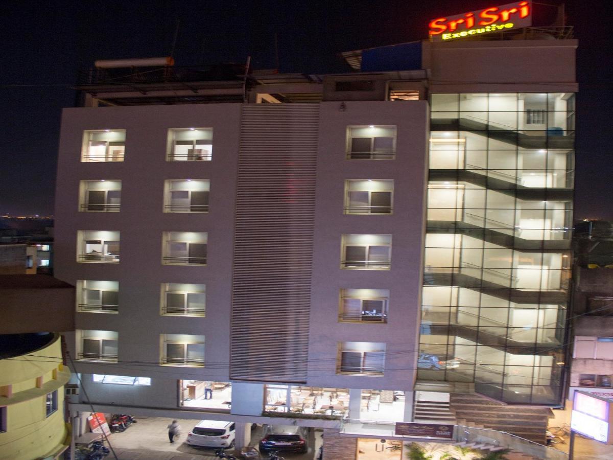 Hotel Sri Sri Executive, Kolhápur Exteriér fotografie