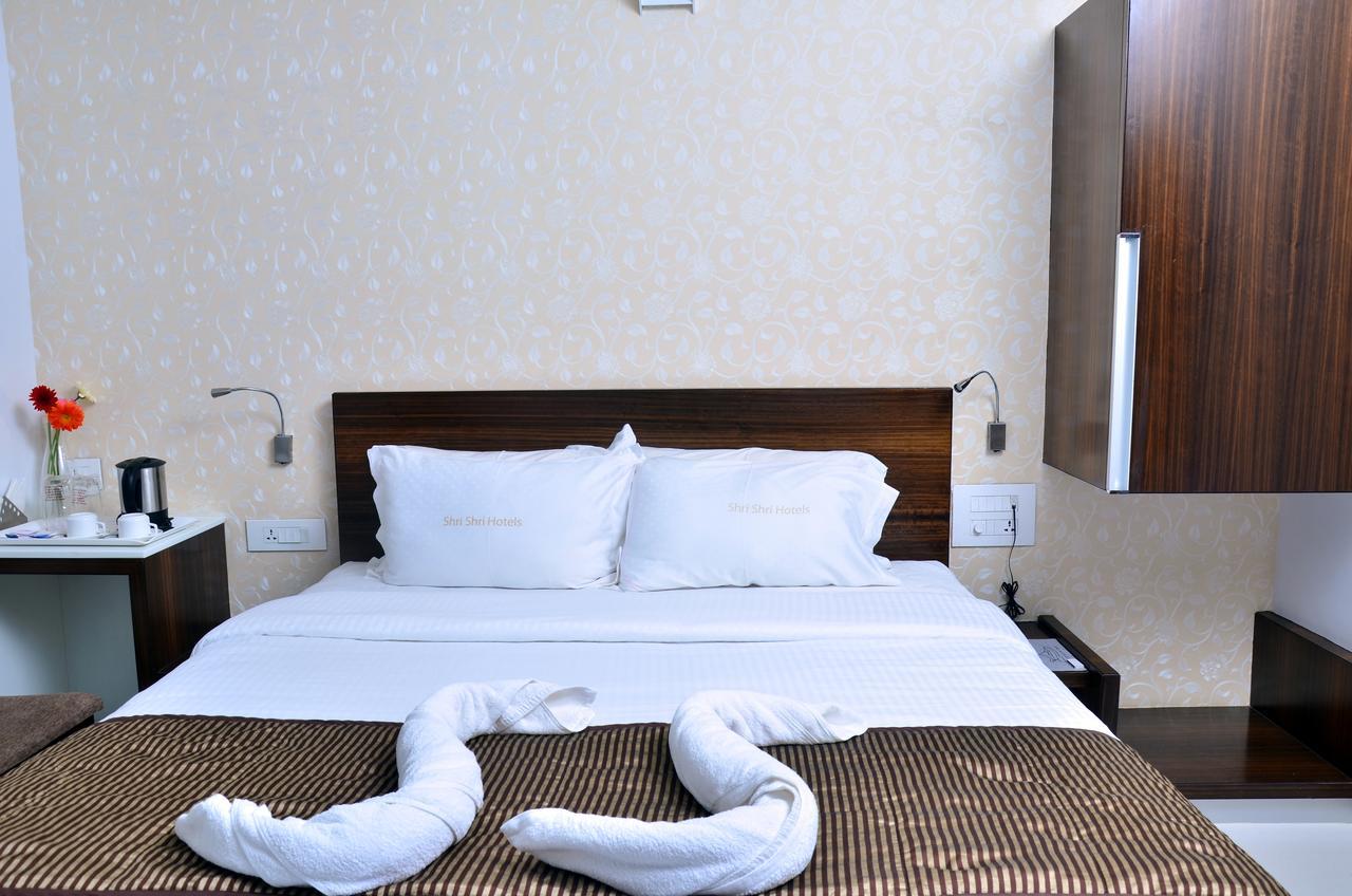 Hotel Sri Sri Executive, Kolhápur Exteriér fotografie
